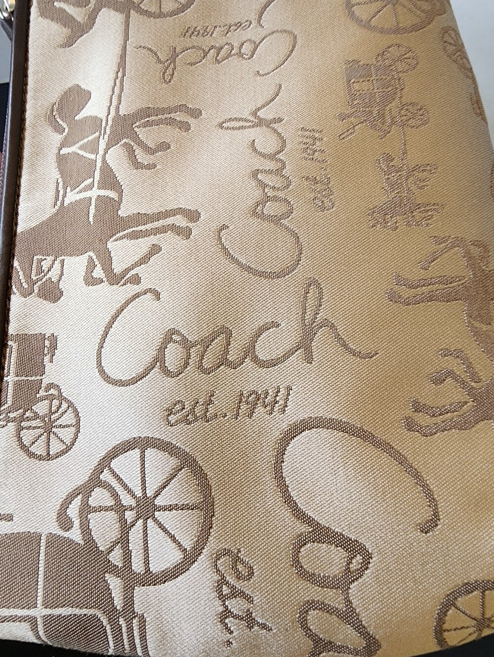 ✨️NWT✨️ Coach Horse & Carriage Large Zip Pouch, 2008 - Picture 4 of 7